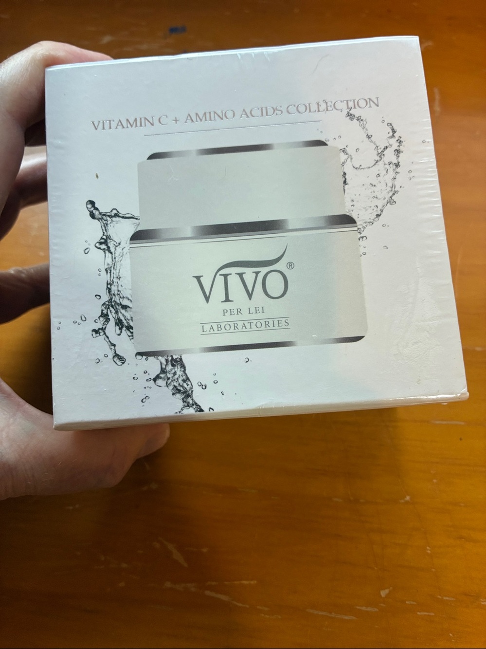 Vivo White and Silver Vitamin C + Amino Acids Cream - Picture 2 of 7